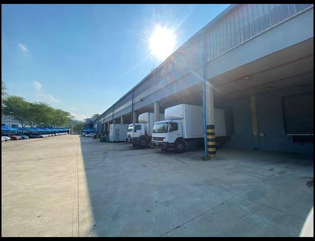 10,000M² WAREHOUSE TO LET IN RIVERHORSE VALLEY